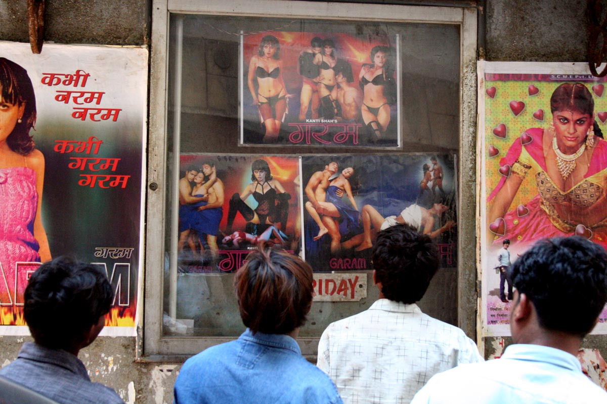 <span style="color:white">Shalimar, Mumbai, 2007</span>